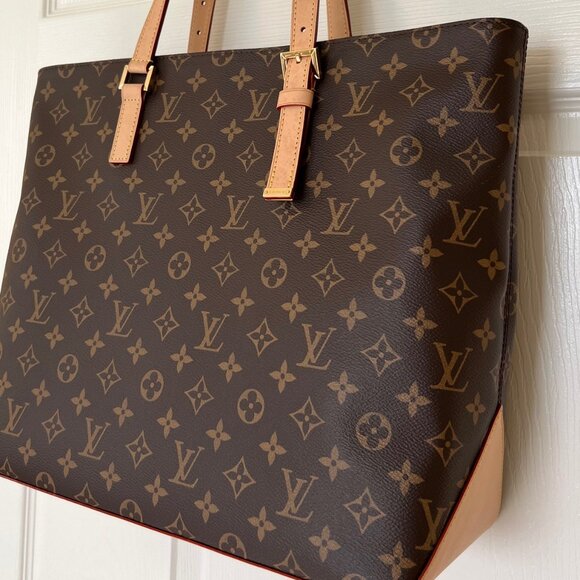 LOUIS VUITTON ~ MEZZO (EUC) - Picture 2 of 16